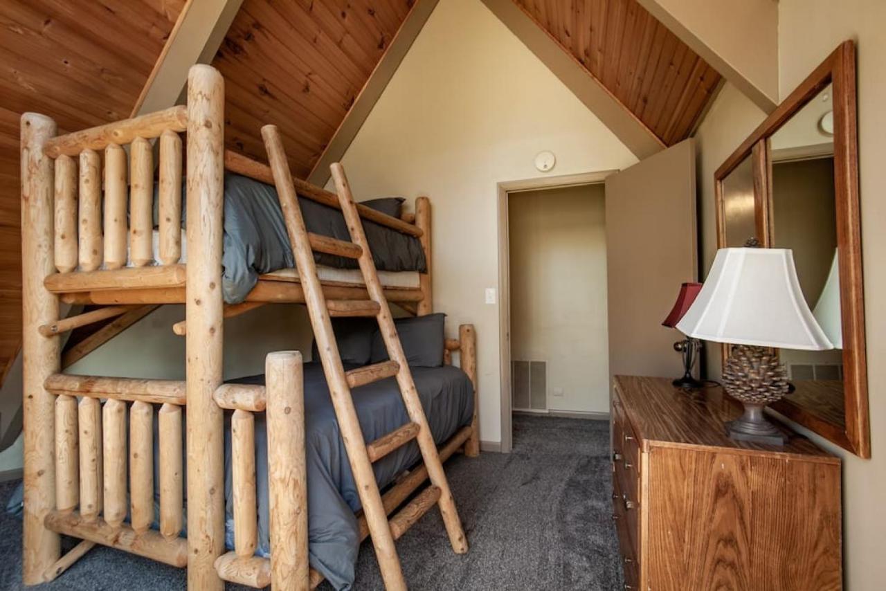 גטלינבורג Bear View Chalet With Hot Tub And Near Ober מראה חיצוני תמונה