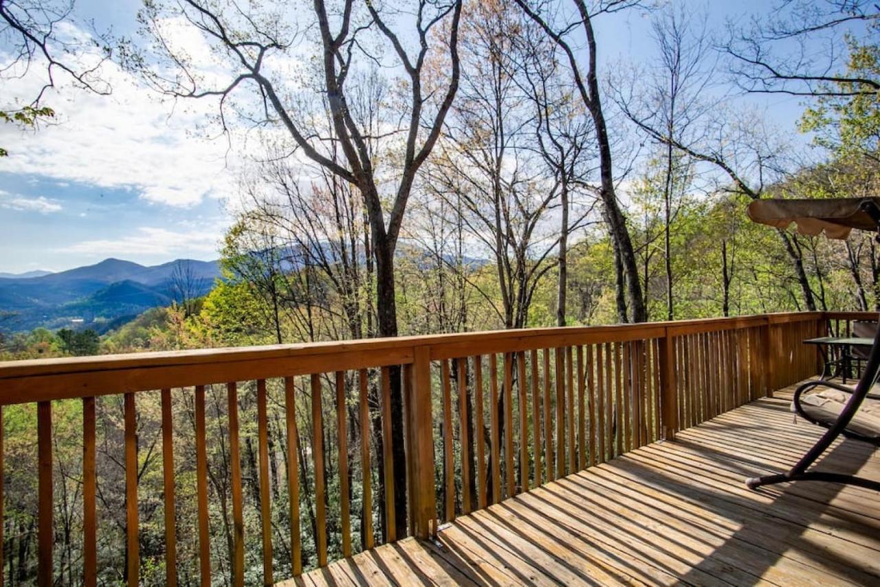 גטלינבורג Bear View Chalet With Hot Tub And Near Ober מראה חיצוני תמונה